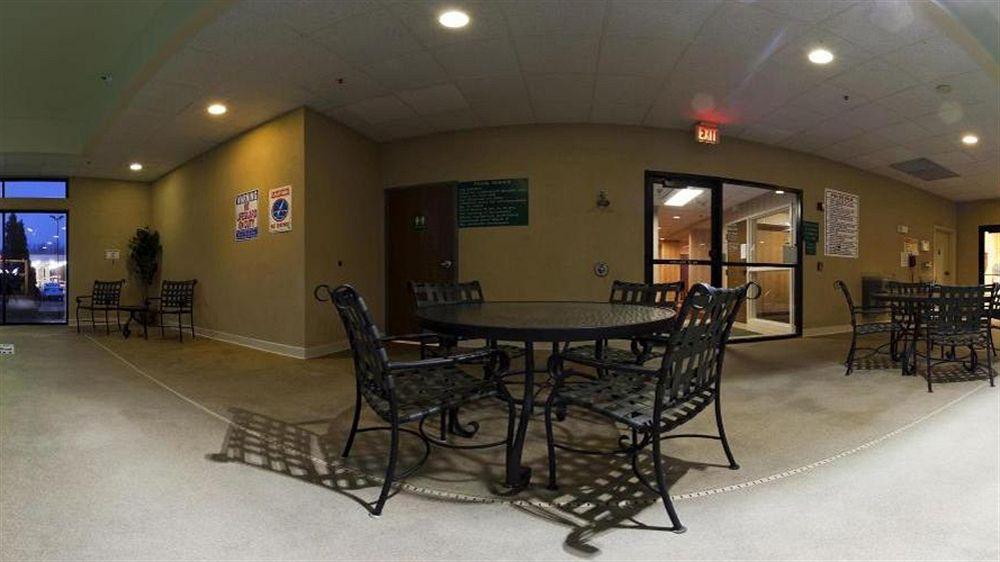 Holiday Inn Express Hotel Germantown - Northwest Milwaukee, An Ihg Hotel Exterior photo