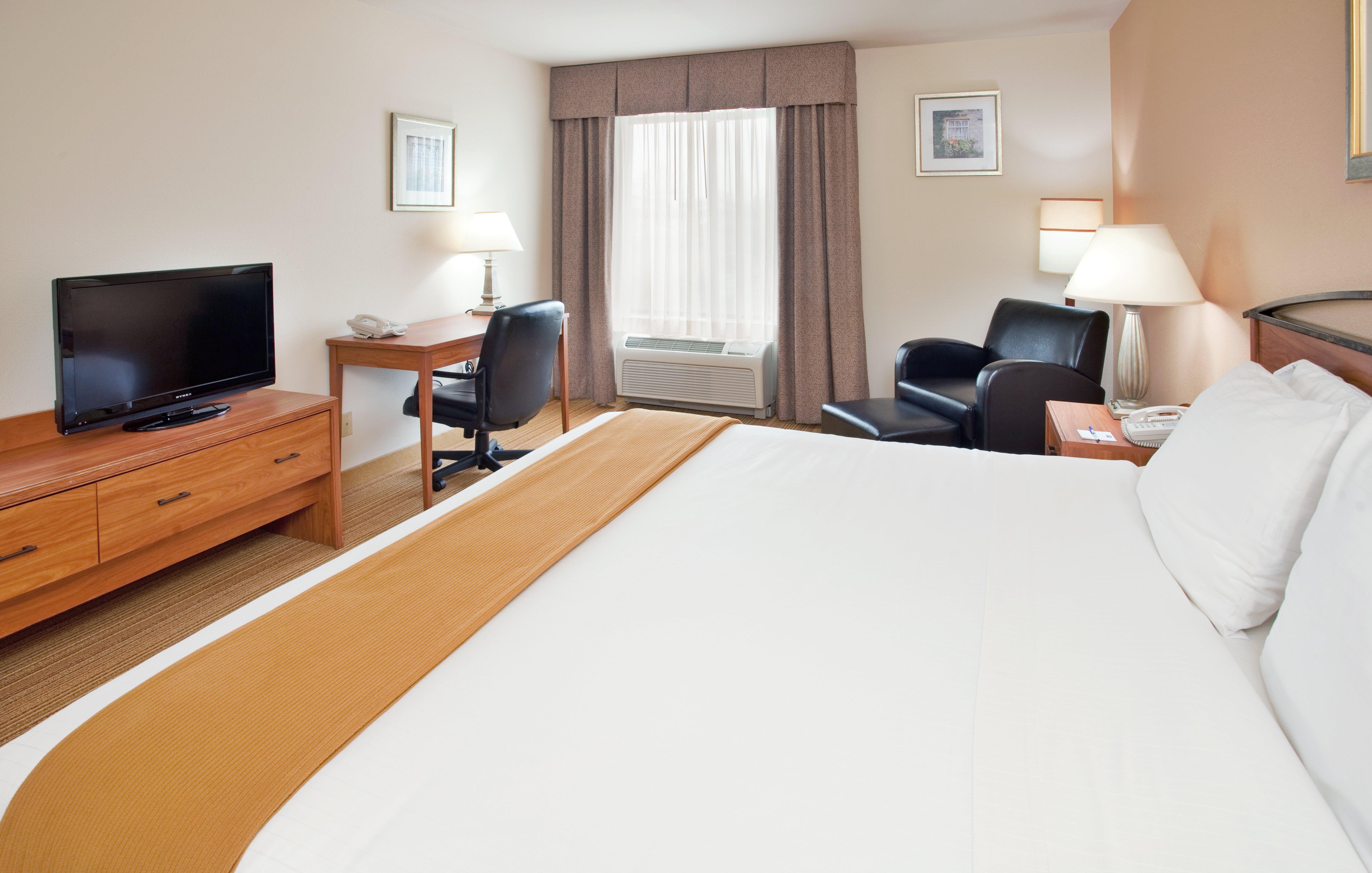 Holiday Inn Express Hotel Germantown - Northwest Milwaukee, An Ihg Hotel Exterior photo